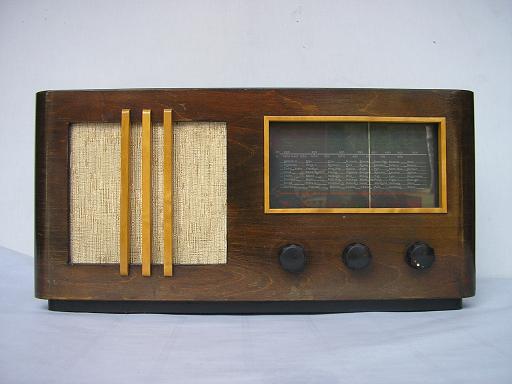SA-KA radio Malli 640 V