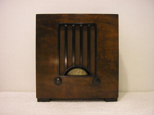 Radiola 352V