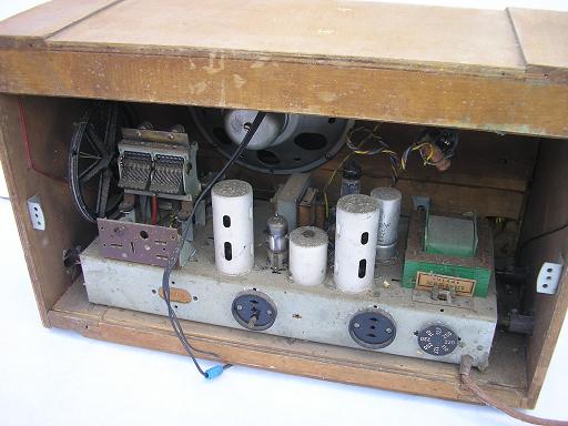 Salora 672 V