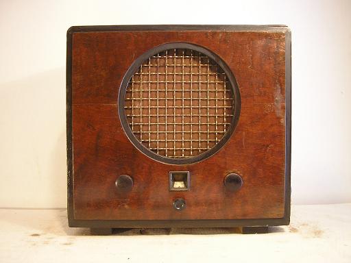 Radiola 322V