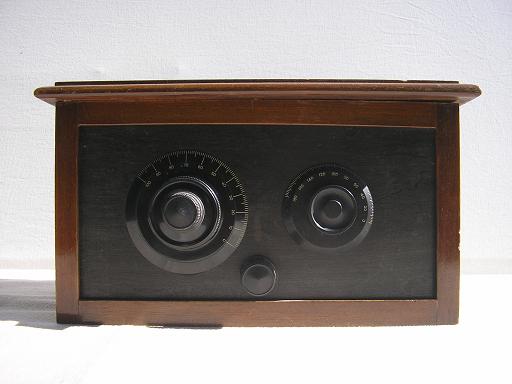Unknown 3-tube radio