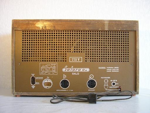 Salora 672 V