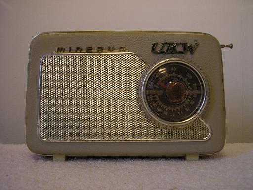 Minerva UKW-Transistor 611A