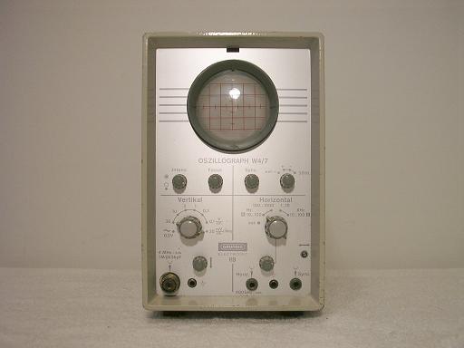 Grundig Oszillograph W4/7 51