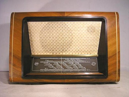 Salora 660 V