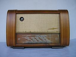 Salora 700 V