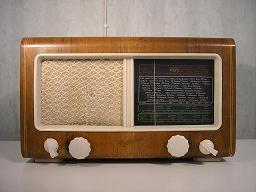 Radiophone 669W